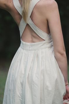 Cross back linen dress / Linen midi dress / Pure linen / | Etsy Linen Apron Dress, Dress Apron, Linen Dress Summer, White Silk Blouse, Beige Dress, Halloween Costume Outfits, Silk Dress Long, Linen Midi Dress, Dress Linen