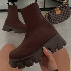 Couple Socks, Sock Ankle Boots, Platform Boots Women, New Couple, Sneakers And Socks, Trendy Fits, Sneakers Patterns