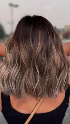 Short Brunette Hair, Fall Hair Cuts, Short Brown Hair, Fall Hair Color For Brunettes, Brunette Balayage Hair, Short Hair Balayage