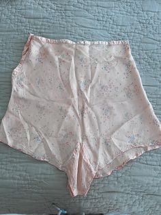 Vintage- 1940s Darling Pink Floral Tap Shorts, lingerie, bohemian   Good condition for her age.  step in style with side buttons.  Measurements are noted in listing.  Please ask questions as all sales are final. Thanks for shopping with me! High Waist Bottoms With Lace Trim For Daywear, Vintage Bottoms With Lace Trim For Summer, Vintage Lace Trim Bottoms For Summer, Feminine High Waist Bottoms For Daywear, Feminine High-waisted Bottoms For Daywear, High Waist Feminine Bottoms For Daywear, Feminine Daywear Pajama Shorts, Feminine Pajama Shorts For Daywear, Feminine Short Length Pajama Shorts For Daywear