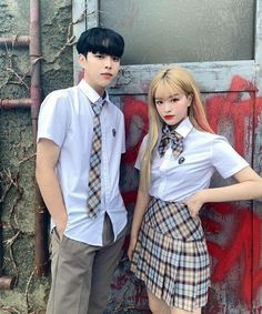 Lotte World Uniform, Korean Highschool Uniforms, Korean School Uniform Boys And Girls, Summer School Uniform, Kindergarten Graduation Pictures, Fashion Sketches Men, Mens Tracksuit Set, School Dr