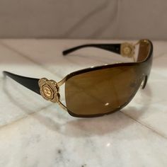 Vintage Chanel Sunglasses Strauss Crystal Camellias On Temples. Color: Copper/Black Copper Color Is A *Rare* Find. Great Condition! Lense Has Three Minor Scratches. Barely Visible. Comes With Original Soft Case. Case Has Wear. Vintage Chanel Sunglasses, Chanel Sunglasses, Chanel Accessories, Shield Sunglasses, Find Color, Accessories Vintage, Copper Color, Vintage Chanel, Glasses Accessories