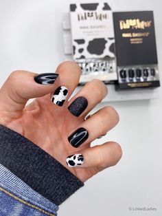 Cow Print Toe Nails, Cowprint Nail Design, Short Western Nails, Western Fall Nails, Nashville Nails, Nail Art Gel Nails, Gel Nails Art, Art Gel Nails, Country Acrylic Nails