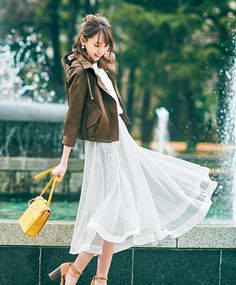 Japanese Fashion Women, Clothing Reference, Frock Fashion, Office Casual Outfit, Model Pose, Stylish Work Attire