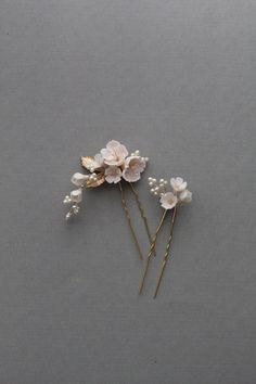 Floral Wedding Hair Pins | BLUSH   Created in our studio are these delicate ivory flowers crafted from clay porcelain hand tinted with pigment of rose blush tipped and shaded and carefully arranged as petite posies with soft subtle pearl sprays and matching flower buds, as if collected from the garden  We have designed the this set of hair pins to suit a range of hairstyles  Place them in a group or place them randomly for an effortless bridal look  DETAILS * Handmade in our Australian design st Floral Bridal Hair, Crystal Bridal Headpiece, Hair Pins Wedding, Floral Wedding Hair, Wedding Hairpiece, Floral Hair Pins, Wedding Hair Inspiration, Bridal Hair Vine, Ivory Flowers