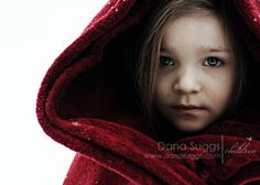 Snow photos are the BEST to do with children! For this, I put the blanket in the dryer at the first sign of snow, and then threw it around her, draping the top like a hood.  She was warm, and I was able to capture a beautiful photo! Rule Of Thirds Photography, Snow Photos, Photo Composition, Rule Of Thirds, Photo Work, Composition Photography, Face Photography, Little Red Riding Hood, Photography Tutorials