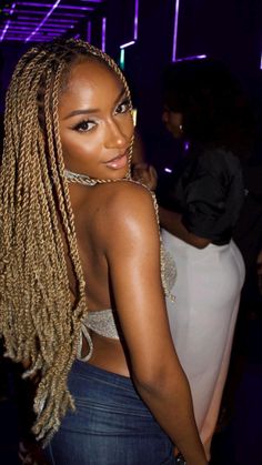 Twist Box Braids, Mad Women, Slim Girl, Black Femininity, Women In Music, Cornrows Braids