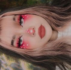 Trucco Aesthetic, Fairy Makeup Looks, Cottagecore Makeup, Mushroom Model, Halloween Makeup Inspo, Norvina Palette, Easy Halloween Makeup, Plouise Makeup