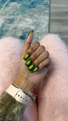 Neon Green Short Acrylic Nails, Green Polygel Nails, Spray Paint Nail Design, Olive Green And Cream Nails, Short Acrylic Nails Square Green, Green Medium Nails, All Chrome Nails, Green Light Nails, Dark Green Nails Chrome