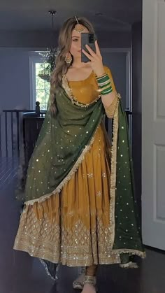 Haldi Dress Ideas, Haldi Dress, Mehendi Outfit, Function Dresses, Haldi Outfits, Haldi Outfit, Gown With Dupatta, Mehendi Outfits, Anarkali Dress Pattern