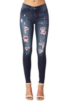 Best Jeans For Women, Blue Bandana, Outfits Jeans, Patterned Jeans, Red Bandana, Denim Patches, Online Clothing Boutiques, Patched Jeans, Judy Blue Jeans