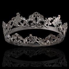 Material: Zinc Alloy (Environmentally Friendly Metal), Rhinestones. Size: Diameter 17 Cm, Height 4.5 Cm, Color: Dark Silver Wedding Crowns For Men, Black Crown King, Obsidian Crown, Outfit Claims, Writer Ideas, Dramatic Aesthetic, Royal Au, Fantasy Crown, Prince Crown