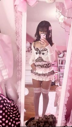 Kawaiicore Outfit, Baddie Pfps, Pink Gyaru, Himekaji Outfits, Angel Clothes, Barbie Wallpaper, Outfit Drawing, Kawaii Outfit Ideas, Dolly Fashion