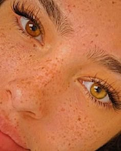 A Vibe Aesthetic, Tired Eyes Remedy, Heterochromia Eyes, Eye Care Tips, Cute Freckles, Fake Freckles, Freckles Makeup