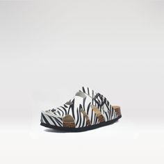 Zebra Reindeer Headband, Clog Shoes, Flats Shoes, Eva Sole, Clogs Shoes, Shoe Style, Say Goodbye, Boot Shop, Summer Shoes