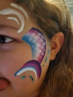 Mermaid Face Painting Easy, Face Painting Mermaid Easy, Simple Mermaid Face Paint, Easy Mermaid Face Paint, Mermaid Face Paint Easy, Mermaid Tail Face Paint, Jellyfish Face Paint, Face Painting Mermaid