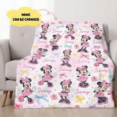 a blanket with minnie mouse on it