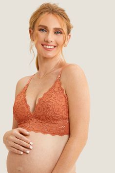 MOMANDA® Stylish Maternity & Nursing Bralettes - Caramel Red Fitted V-neck Nursing Bra, 26 Weeks Pregnant, Best Nursing Bras, Correct Bra Sizing, Hands Free Pumping Bra, 36 Weeks Pregnant, 32 Weeks Pregnant, Old Bras, Nursing Maternity