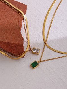 Golden Snake, Glowing Necklace, Geometric Necklace, White Jewelry, Green Necklace, Crystal Necklace Pendant, Steel Necklace, Fashion Jewelry Necklaces, Metal Necklaces