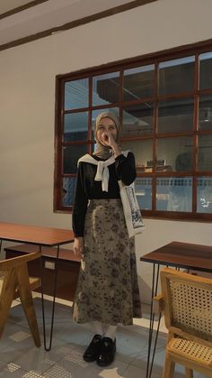 Vintage Hijab, Outfit Ngampus, Outfit Hijab Casual, Estilo Hijab, Outfits Hijab, Hijab Look