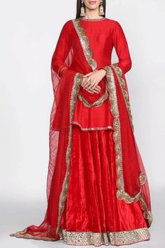 Peplum Kurta Lehenga Set Abhinav Mishra, Orang India, Pakistani Lehenga, Kurta Lehenga, Sharara Designs, Gaun Fashion, Peplum Skirt, Red Lehenga, Indian Wedding Wear