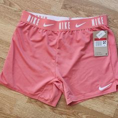 Brand New. Girls Sporty Nike Dri Fit Shorts. Active Hobbies, Nike Women Outfits, Fire Fashion, Grey Sweat Shorts, Shein Haul, Nike Set, Gymwear Outfits, Cc Shoes, Shorts For Girls