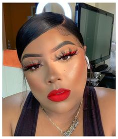 Red Makeup Looks, Birthday Makeup Looks, Red Lips Makeup Look, Face Beat Makeup, Glitter Makeup Looks, Christmas Makeup Look, Red Lip Makeup, Red Makeup