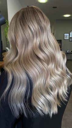 Soft Ash Blonde, Balayage With Bangs, Balayage For Dark Brown Hair, Dark Brown Hair Rich, Blond Hairs, Growth Challenge, Balayage Ideas, African American Hair