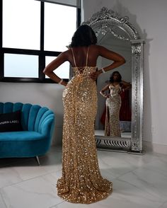 The back is just as important as the front 😮‍💨✨✨ Prom 2k24, Prom Inspo, Prom Date, Stunning Prom Dresses, Prom Dress Inspiration, Prom Looks, Grad Dresses