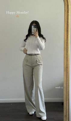 High Maintenance Women Outfit, Hospital Administrator Outfits, Interview Winter Outfit, Business Outfits For Women Winter, Formal Outfits For Women Winter, Interview Dresses Women, Grey Slacks Outfit Women, Medical Professional Outfits, Old Money Fashion Women