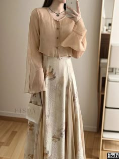 Modest Fashion Outfits, Dress Set, Casual Style Outfits, Mode Inspiration, Two Piece Dress, Modest Dresses, Elegant Outfit