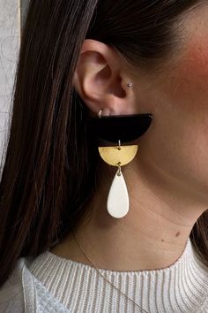 #html-body [data-pb-style=ER7E8HF]{justify-content:flex-start;display:flex;flex-direction:column;background-position:left top;background-size:cover;background-repeat:no-repeat;background-attachment:scroll}The Gemma Black Multi Shape Dangle Earring features black half moon stud linked with a small gold half moon and a white teardrop. Bold Black Drop Earrings, Fish Wrap, Aesthetic Shirt, Moon Studs, Top Background, Cover Background, Back Shoulder, Unisex Style, Half Moon