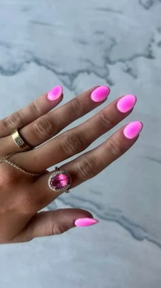 Summery Nails 2024 Almond, Short Nail Inspo Pink, Basic Nails Ideas, Preppy Summer Nails, Nail Inspo Short, Nail Inspo Pink, Short Nail Inspo, Pink Nail Inspo, Pool Nails