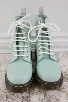 Mint Doc Marten's☻♥ Blue Doc Martens, Dr Martens Chelsea, Galaxy Converse, Galaxy Vans, Nike Roshe, Grunge Style, Vans Authentic