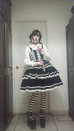 J Goth Outfits, J Fashion Harajuku, J Goth, Lolita Outfits, Outfits Dress, Grunge Goth