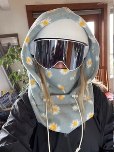 Apres Ski Outfit, Helmet Pattern, Hood Crochet, Hood Pattern, Snowboarding Style