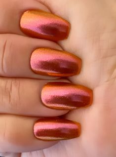 Raspberry Nail Polish, Early Fall Nail Ideas, Copper Nails Designs, Rose Gold Nail, Nail Polish Pink, Rose Gold Nail Polish, Copper Nails, Fall Nail Ideas