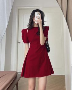 Short Frocks, Simple Frocks, Do Something Different, Gowns Dresses Elegant, Frock For Women, Cute Dress Outfits, Elegant Dresses Classy, Korean Fashion Dress, The Met Gala