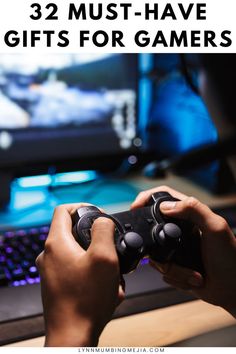 32+Gift Ideas for Gamers! Level Up Your Gifting: The Ultimate Gamer Gift Guide - Lynn Mumbing Mejia Aesthetic Video Games, Aesthetic Gifts For Boyfriend, Gamer Gift Guide, Gamers Aesthetic, Gift Ideas For Gamers, Gifts For Gamer, Game Gifts, Games Aesthetic, Aesthetic Gifts