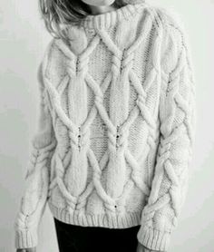 #KlauVázkez #GlamSweater #Twist Fashion Me Now, Pattern Maker, Looks Style, Sweater Weather, Chunky Knit