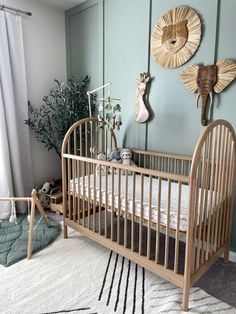 Baby boy safari nursery neutral Creative Accent Wall Ideas, Creative Accent Wall, Farm Hacks, Trunk Or Treat Ideas, Cat Wall Furniture, Convertible, Nursery, Wall