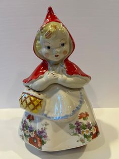 Vintage Little Red Riding Hood Cookie Jar by Regal China Pat Des No 135889 U.S.A. - Etsy Collectible Cookie Jars, Porcelain Dishes, Shawnee Pottery, Hull Pottery, Cookie Jars Vintage, Kitchen Jars Storage, Little Red Riding Hood, Jar Containers, Red Riding Hood