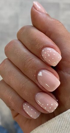 Nail Designs March, March Nail Designs, Neutral Nail Designs, Bridesmaids Nails, Latest Nail Trends, Nagel Tips, Work Nails