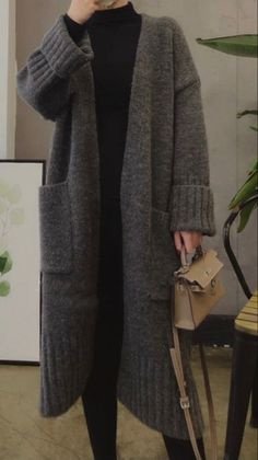 Long Knit Sweater, Vintage Knitwear, Maxi Cardigan, Korean Fashion Dress, Cardigan Fashion, Korean Outfits, Looks Style, Winter Fashion Outfits, Knit Sweater Cardigan