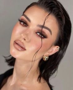 Most Popular Makeup Products 2024 Dark Makeup Wedding Looks, Glam Makeup For Women In Their 40s, Dewy Bride Makeup, Soft Glam Makeup Small Eyes, Sultry Makeup Asian, Wedding Makeup For Olive Skin Tone, Dark Glam Makeup Looks, Moody Makeup Looks, Cool Tone Eye Makeup