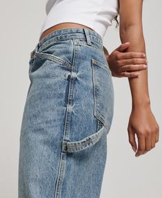 Boyfriend Look, Denim Workwear, Superdry Women, Oversized Style, Carpenter Jeans, Menswear Collection, Relaxed Fit Jeans, Komplette Outfits, Jeans Boyfriend