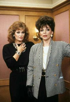 Joan Collins Dynasty, Stephanie Beacham, Denver Clan, Dynasty Tv Show, Dame Joan Collins, Dynasty Outfits, Nolan Miller, Joan Collins, Elizabeth Hurley