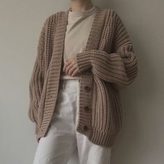 Freezing Winter Outfits, Trousers Styling, Winter Outfits Cold Freezing, Cold Winter Outfits Aesthetic, Outfits Aesthetic Winter, Houndstooth Trousers, Winter Outfits Blackgirl, Winter Outfits Korean, Crochet Sweater Design