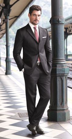 Men's Suit A Man In A Suit, Suit Combinations, Man In A Suit, David Gandy, Elegant Man, Mens Fashion Classy, Sharp Dressed Man, Outfit Trends, Men’s Suits