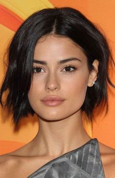 Long Bob Sidebangs, Women’s Short Hairstyles With Bangs, Short Pulled Back Hair, Short Dark Fine Hair, Trendy Asymmetrical Hair, Dark Hair Bob Haircut Short, Short Hairstyle Women Fine Wavy Hair, 2023 Short Haircuts For Women, Long Crop Haircut For Women